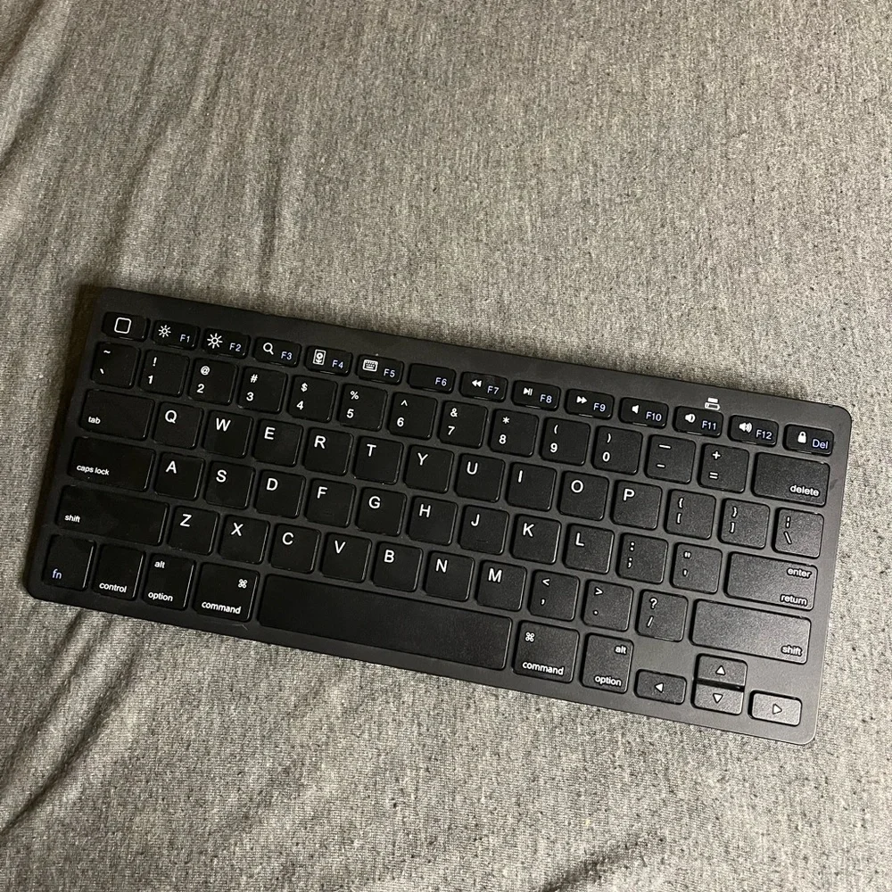Wireless keyboard
